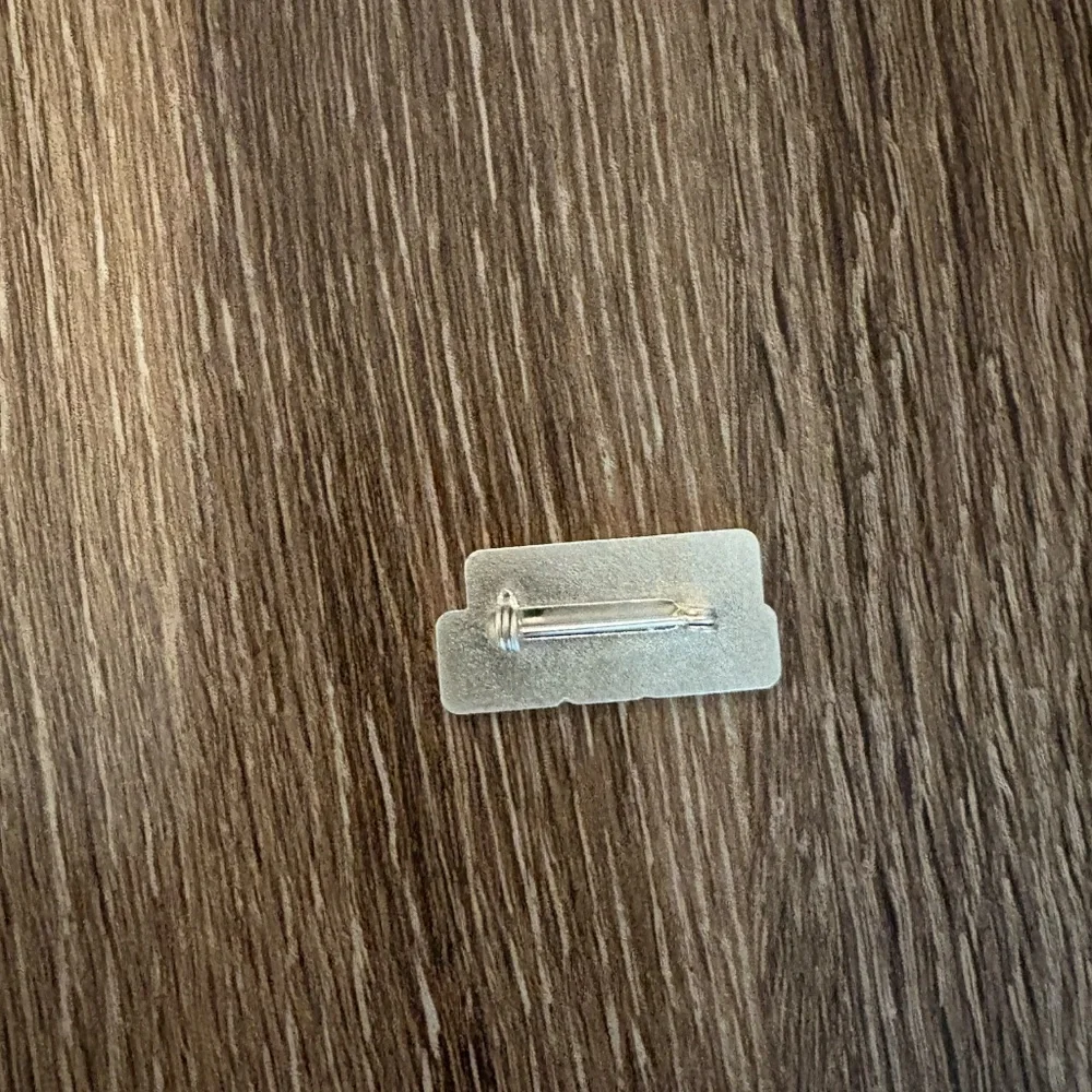 Red Atlanta Pin - Picture 3 of 3
